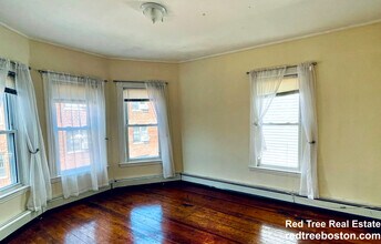 3 Washburn Pl, Unit 3 in Brookline, MA - Foto de edificio - Building Photo