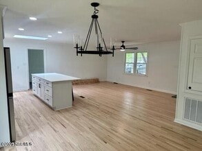 611 E L Ives Dr in Aberdeen, NC - Building Photo - Building Photo