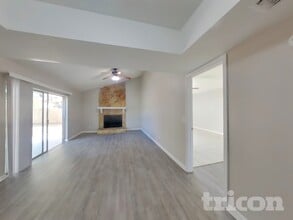 603 Ephrata Dr in Brandon, FL - Building Photo - Building Photo