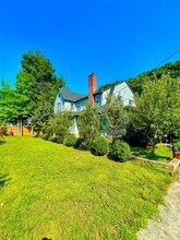 19 Hanford Pl in Tarrytown, NY - Foto de edificio - Building Photo