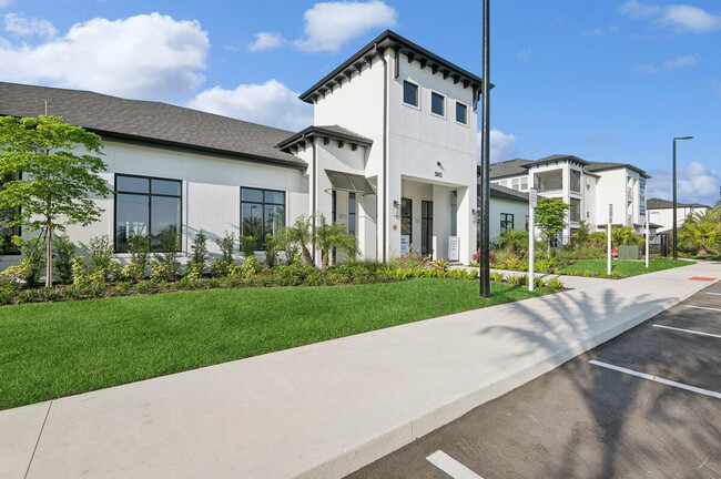 Ascend Crossroads in Apopka, FL - Foto de edificio - Building Photo