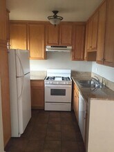 11675 Darlington Ave in Los Angeles, CA - Building Photo - Building Photo