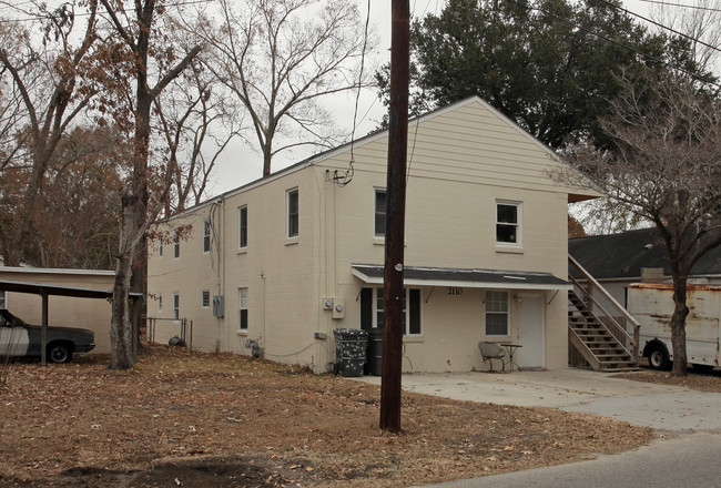 2110 Rebecca St in Charleston, SC - Foto de edificio - Building Photo