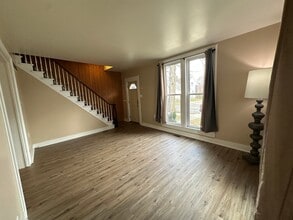 711 Napoleon St, Unit 711 in Valparaiso, IN - Building Photo - Building Photo