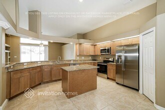 18421 Eastwyck Dr in Tampa, FL - Foto de edificio - Building Photo