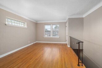 4949 Parker Ave in St. Louis, MO - Building Photo - Building Photo