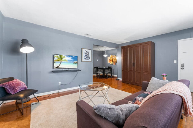property at 1512 Larue Ave