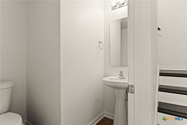 property at 225 Denson Ln