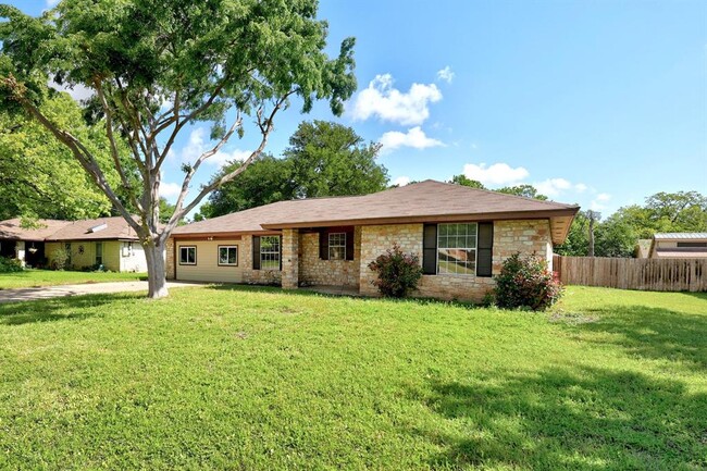 3403 Broken Spoke Trail in Georgetown, TX - Building Photo - Building Photo