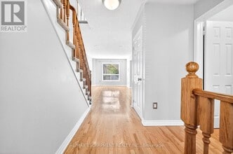 2456 Lazio Ln in Oakville, ON - Building Photo - Building Photo