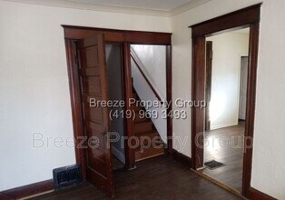 220 E Pearl St in Toledo, OH - Building Photo - Building Photo