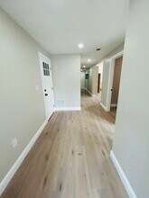 9 Dennison St, Unit 2 in Boston, MA - Building Photo - Building Photo