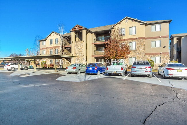 property at 956 W 580 S