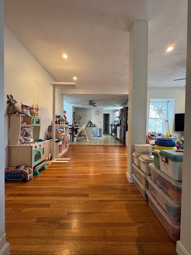 19 Prospect St, Unit 19 in Newton, MA - Building Photo - Building Photo