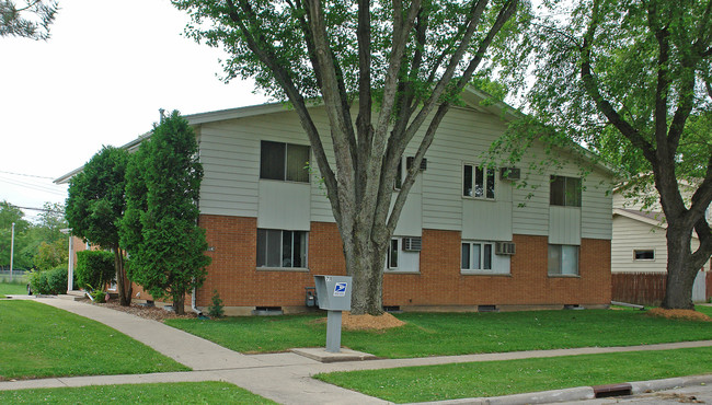 715 Rice St in Horicon, WI - Foto de edificio - Building Photo