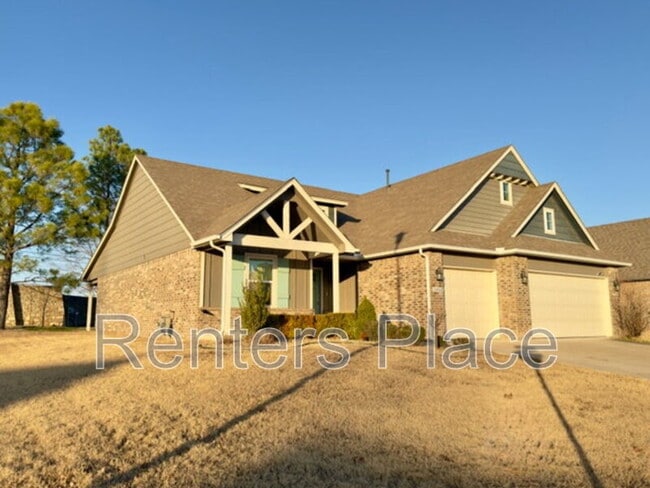 1402 E New Orleans Pl in Broken Arrow, OK - Building Photo - Building Photo