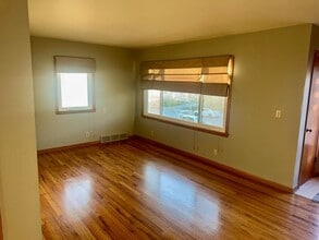 3267 Westgate Rd in Omaha, NE - Building Photo - Building Photo