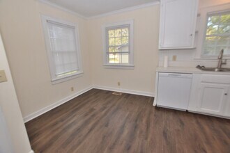 615 S Pine St in Spring Hope, NC - Building Photo - Building Photo