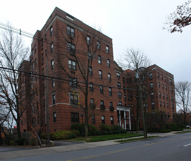 Harbor View in Greenwich, CT - Building Photo - Building Photo