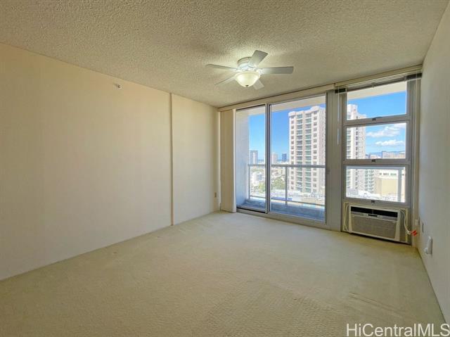 1315 Kalakaua Ave in Honolulu, HI - Building Photo - Building Photo