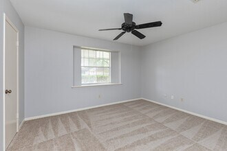 5111 Crystal Bay Dr in Houston, TX - Building Photo - Building Photo