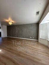 830 W Vassar Ave in Visalia, CA - Building Photo - Building Photo