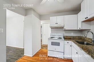 1073 Temple Ct in Sterling, VA - Building Photo - Building Photo