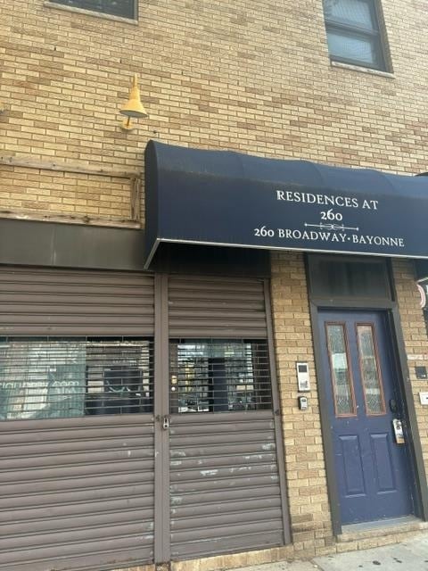 property at 260 Broadway