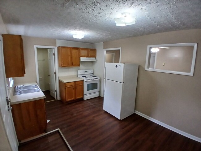 property at 2808 S Brotherton St
