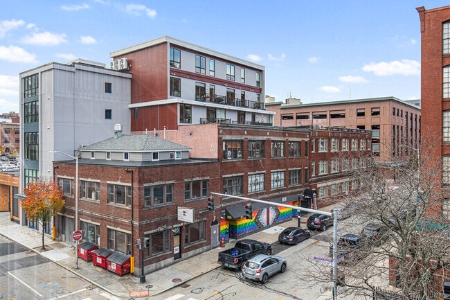 123 Friendship St, Unit 5B in Providence, RI - Building Photo - Building Photo