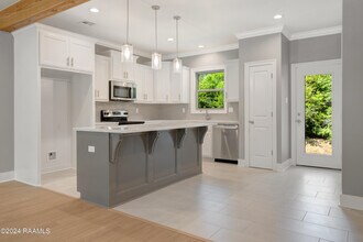 190 Emerite Dr in Lafayette, LA - Building Photo - Building Photo