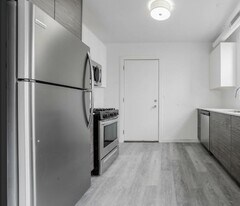 1712 W Glenlake Ave in Chicago, IL - Building Photo