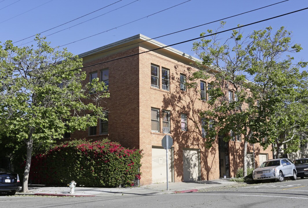 3815 Shafter Ave in Oakland, CA - Foto de edificio