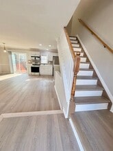 18908 Pine Ridge Ln in Germantown, MD - Building Photo - Building Photo
