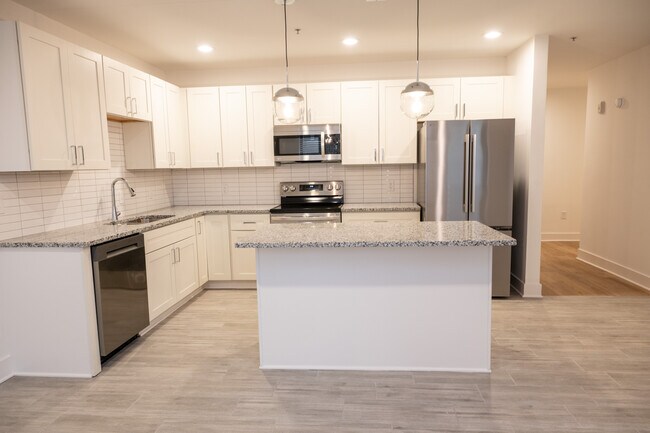 ArriveKC Condos in Kansas City, MO - Foto de edificio - Building Photo