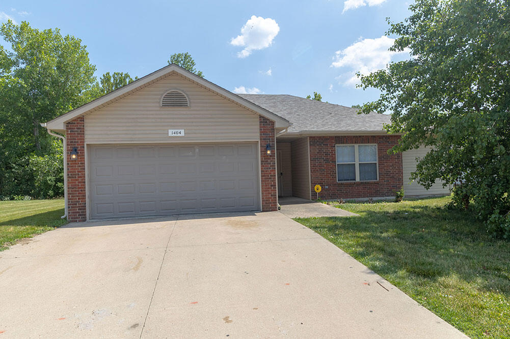 1404 Bodie Dr in Columbia, MO - Building Photo