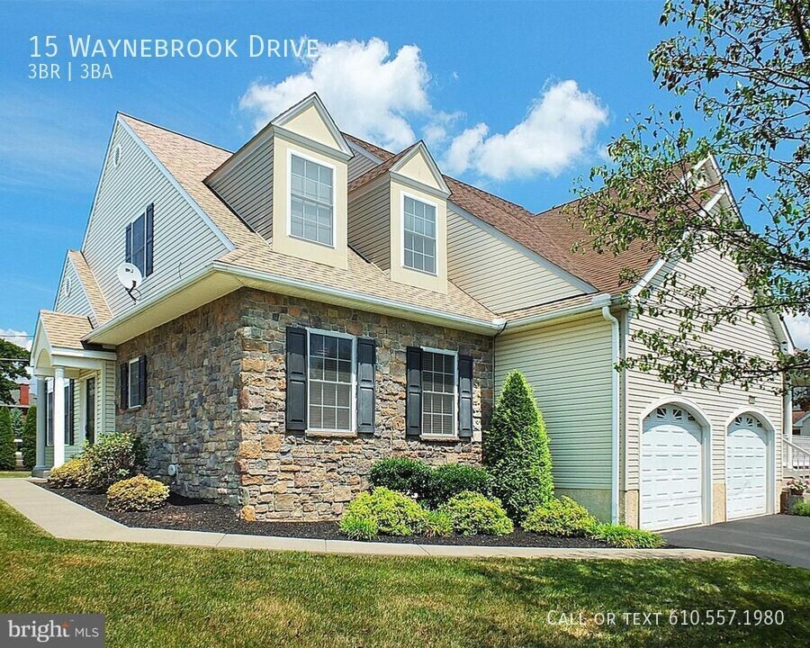 15 Waynebrook Dr in Honey Brook, PA - Building Photo