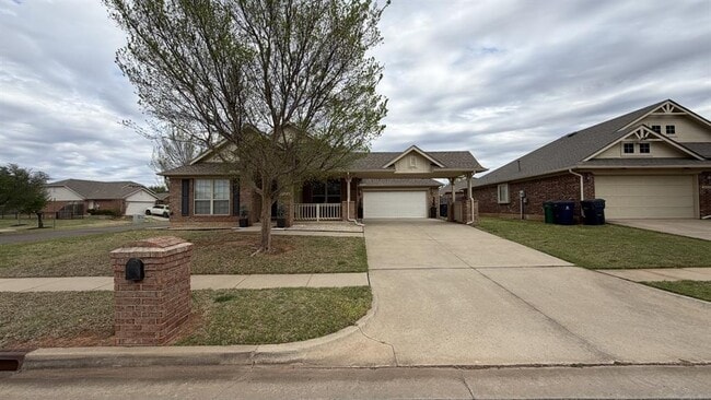 18028 Andalucia Dr in Edmond, OK - Building Photo - Building Photo