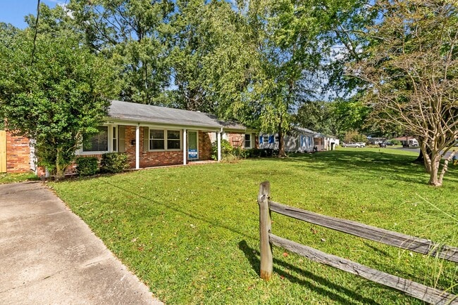 133 Chinook St in Virginia Beach, VA - Building Photo - Building Photo