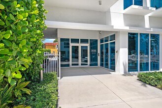 1 S Palmway in Lake Worth Beach, FL - Building Photo - Building Photo