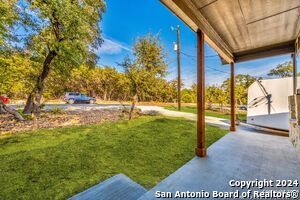 1050 Lavaca in Canyon Lake, TX - Building Photo - Building Photo