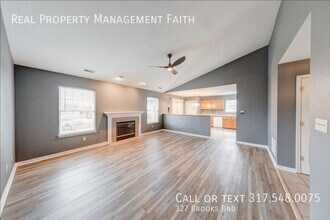 327 Brooks Bend in Brownsburg, IN - Building Photo - Building Photo