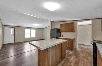 26427 Dobbin-Huffsmith Rd in Magnolia, TX - Building Photo - Building Photo