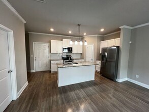 34 Dewey Rd in Lilburn, GA - Building Photo - Building Photo