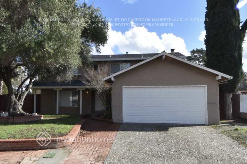 1706 Barton Dr in Fairfield, CA - Building Photo