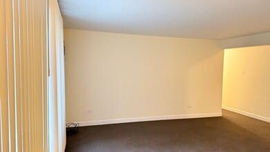 9036 S Cottage Grove Ave in Chicago, IL - Building Photo - Building Photo