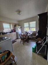 2239 S 77th St in West Allis, WI - Building Photo - Building Photo