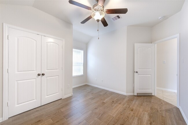 property at 3418 Auburn Creek Cir