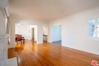 162 S Berendo St in Los Angeles, CA - Building Photo - Building Photo