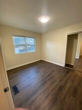 319 Bermuda Rd in Tallahassee, FL - Building Photo - Building Photo